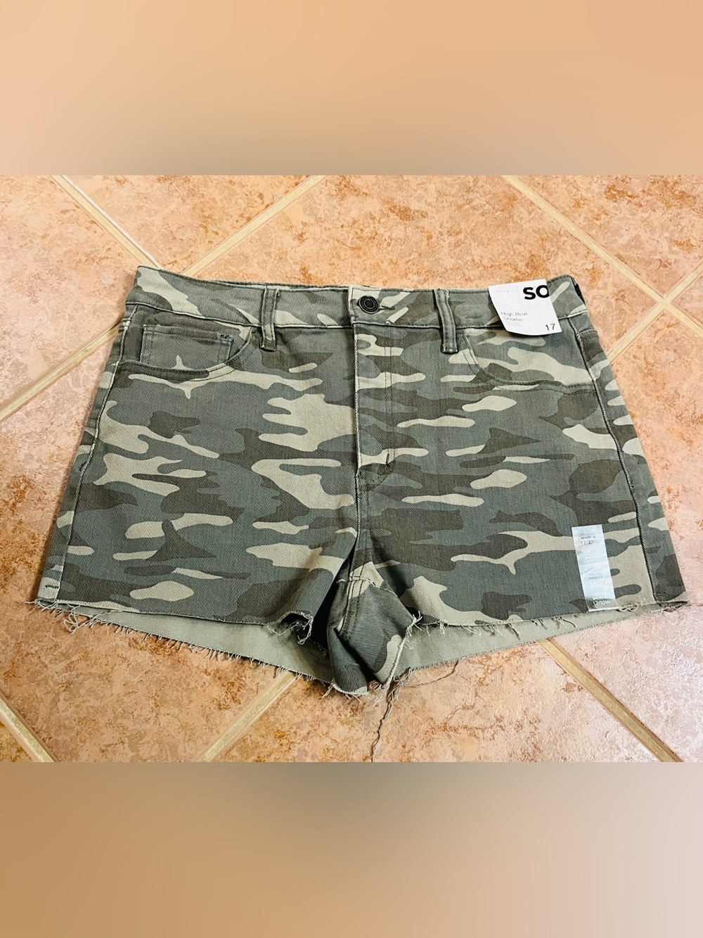 SO Camo Denim Shorts in Olive/Tan
